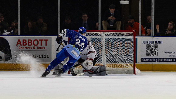 Brendan_Pepe_shoot-out_win_8024_16x9_Full
