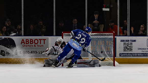 Brendan_Pepe_shoot-out_win_8027_16x9_Full