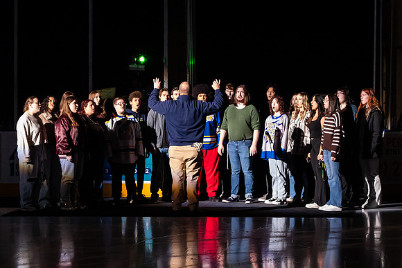 HVHS_Choir_National_Anthem_8309_4x6
