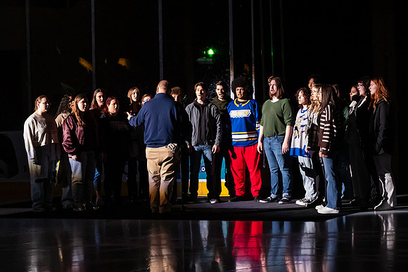 HVHS_Choir_National_Anthem_8324_4x6