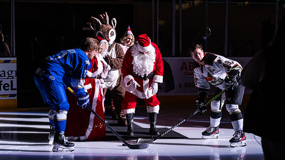 20231223_Santa_Claus_Puck_Drop_8391_16x9_Full