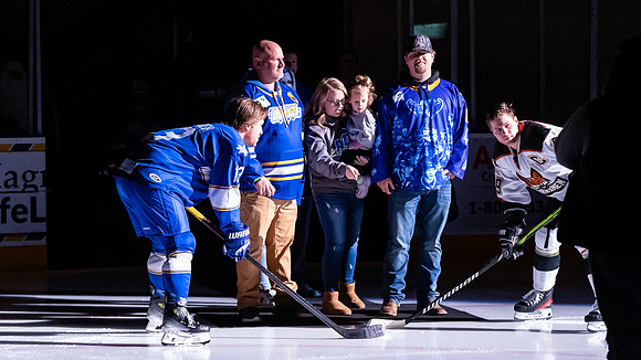 Jason_Boothe_Puck_Drop-8348_16x9_Full