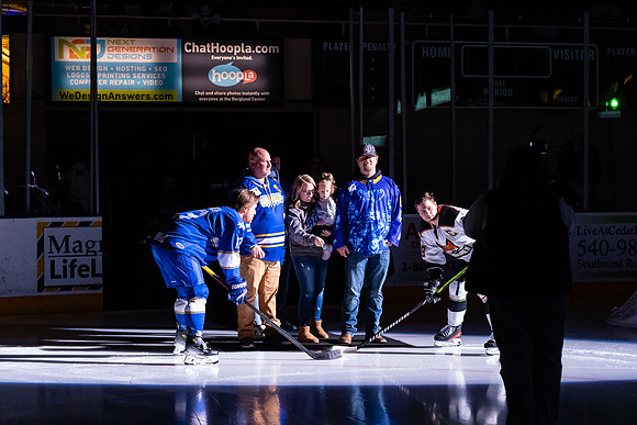 Jason_Boothe_Puck_Drop-8348_No_Crop