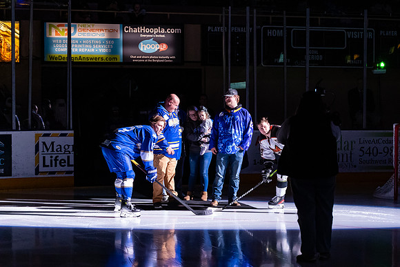Jason_Boothe_Puck_Drop-8346_No_Crop