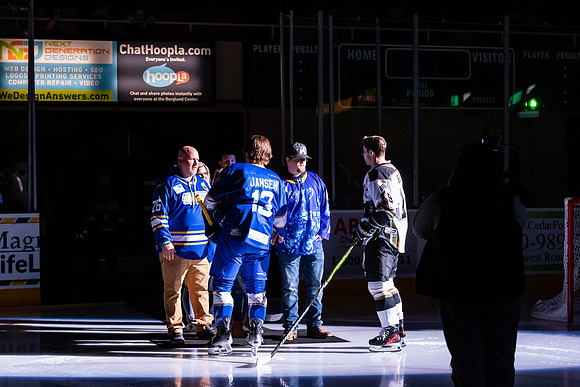 Jason_Boothe_Puck_Drop-8361_No_Crop