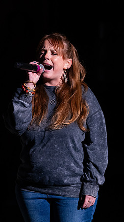 Annette_Lloyd_0297_16x9_Full