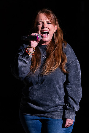 Annette_Lloyd_0301_4x6