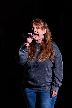 Annette_Lloyd_0299_No_Crop