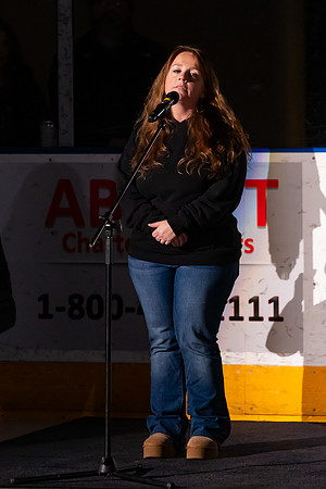 20241206_Anthem_Annette_Lloyd_0086_4x6