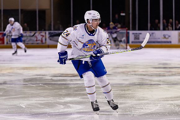 John_MacDonald_2490_4x6