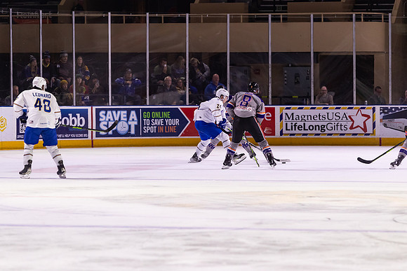 John_MacDonald_3189_No_Crop