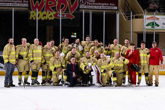 2024_Team_Hoses_4604_4x6