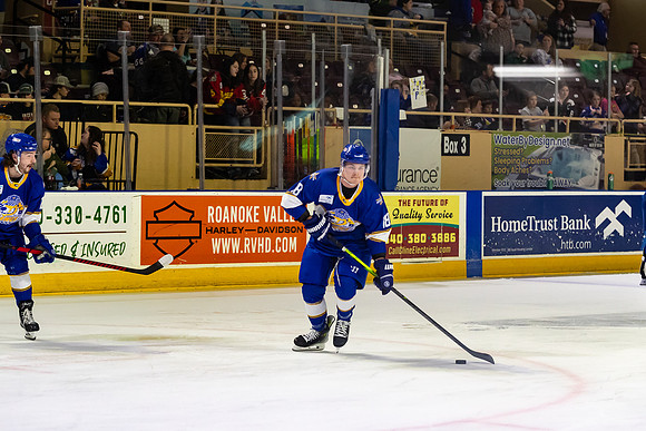 Brandon_Picard_4688_No_Crop