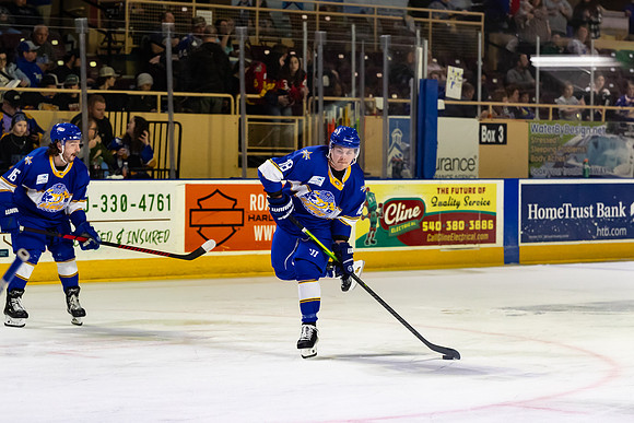 Brandon_Picard_4693_No_Crop