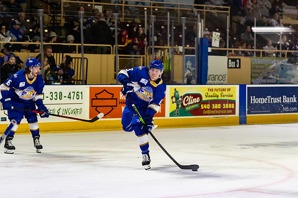 Brandon_Picard_4694_No_Crop
