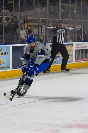 Hunter_Hall_5301_4x6