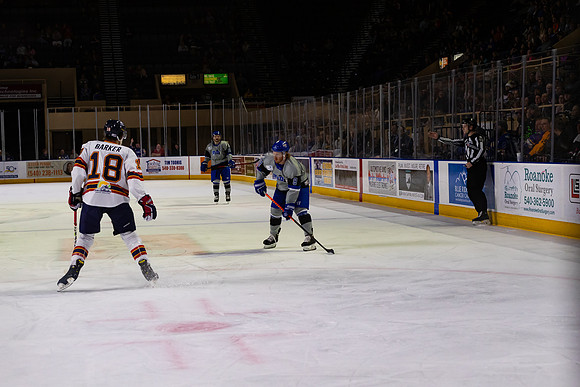 Alex_Norwinski_6398_No_Crop