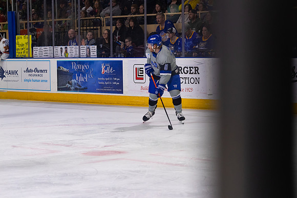 Alex_Norwinski_7218_No_Crop