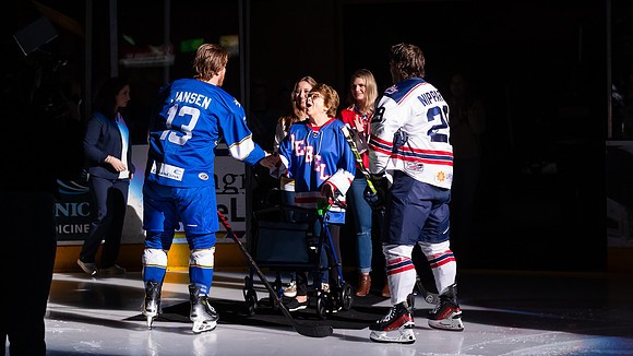 20240209_Ms_Lindy_Puck_Drop_0173_16x9_Full