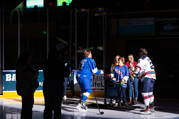 20240209_Ms_Lindy_Puck_Drop_0171_No_Crop