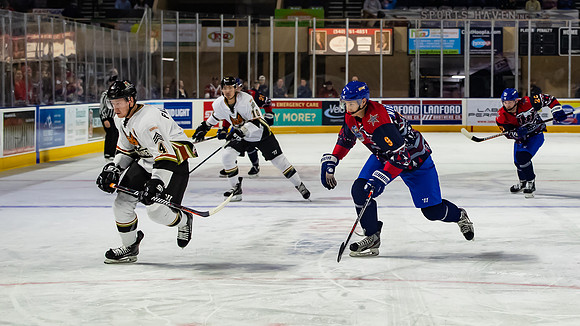 Zach_Nieminen_3828_1440P