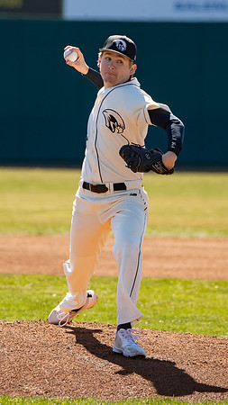 Derek_Brooks_3819_16x9_Full