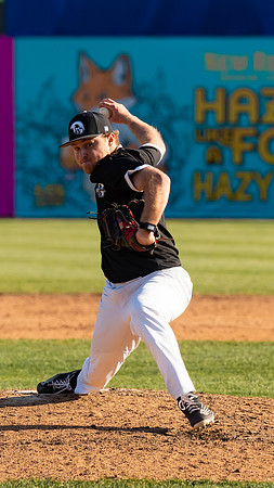 Gardner_Meeks_2619_16x9_Full