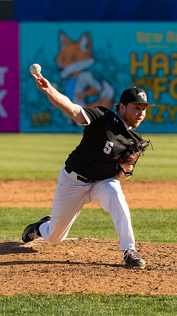 Gardner_Meeks_2621_16x9_Full