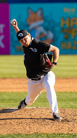 Gardner_Meeks_2606_16x9_Full