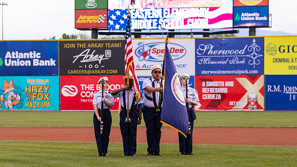20240419_PHHS_ROTC_Color_Guard_5743_16x9_Full