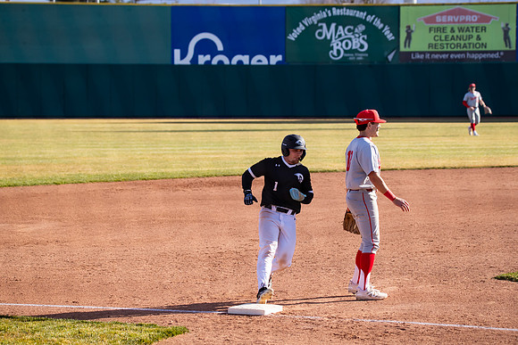 Parker_Stallard_3504_No_Crop