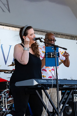 Melody_Irby_Keyboards_2753_4x6
