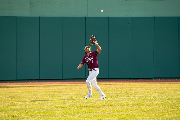 Justyn_Steens_5597_No_Crop
