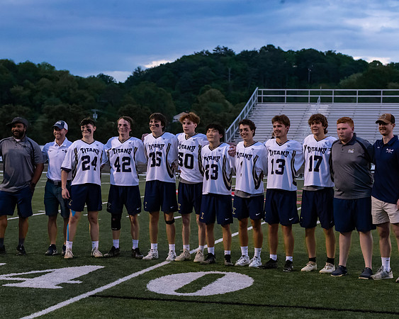 HVHS_Lacrosse_Seniors_5642_8x10