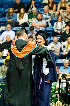 Caleigh_Ponn_Valedictorian_6316_No_Crop