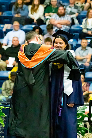 Caleigh_Ponn_Valedictorian_6324_4x6