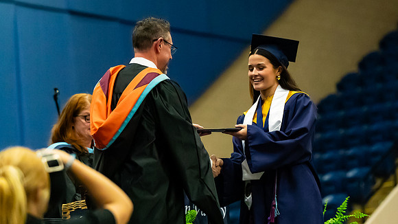 Caleigh_Ponn_Diploma_7083_16x9_Full