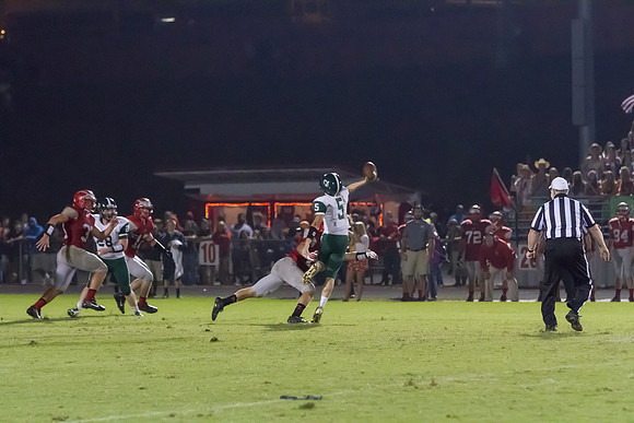 Jacob Shaffer gets a pass to Stigall off under pressure