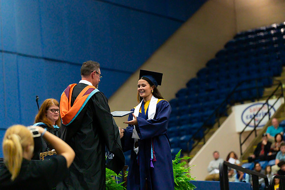 Caleigh_Ponn_Diploma_7080_No_Crop