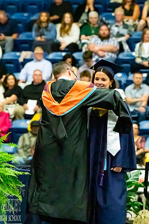 Caleigh_Ponn_Valedictorian_6321_No_Crop
