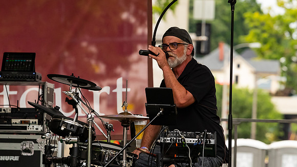 Jerry_Parris_3355_16x9_Full