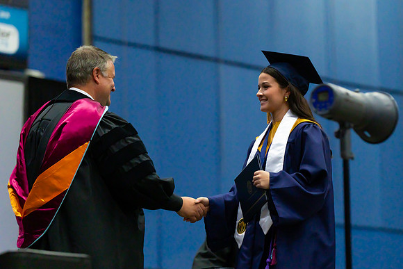 Caleigh_Ponn_Diploma_7092_4x6