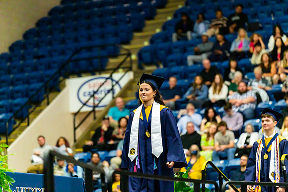 Caleigh_Ponn_Diploma_7060_No_Crop