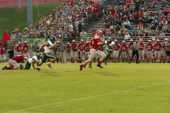 Noah Fletcher touchdown run