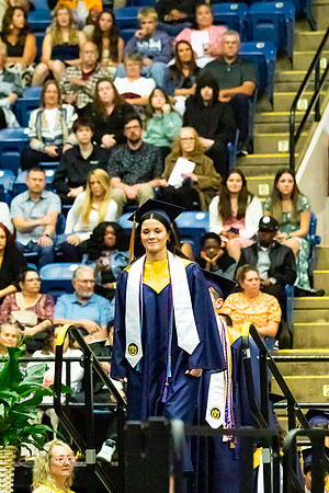 Caleigh_Ponn_Valedictorian_6304_No_Crop