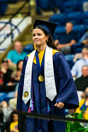 Caleigh_Ponn_Diploma_7061_4x6