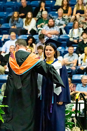 Caleigh_Ponn_Valedictorian_6329_No_Crop