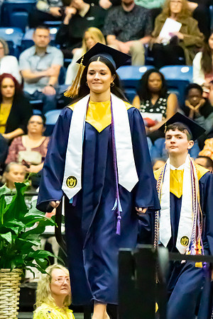Caleigh_Ponn_Valedictorian_6308_4x6
