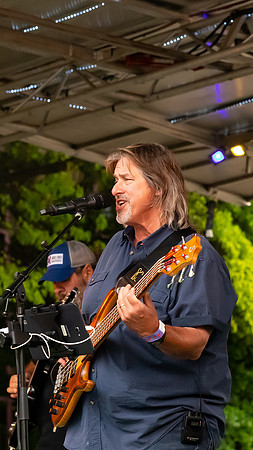 Raymond_Howell_3416_16x9_Full