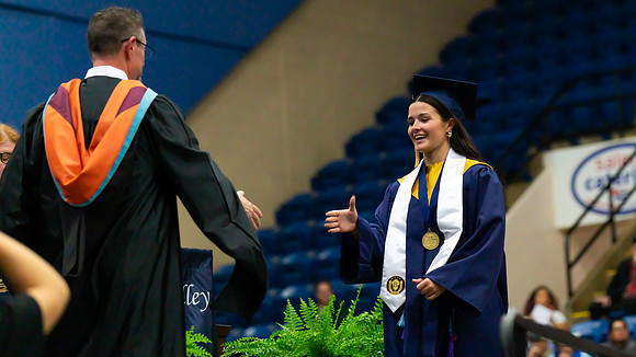 Caleigh_Ponn_Diploma_7064_16x9_Full